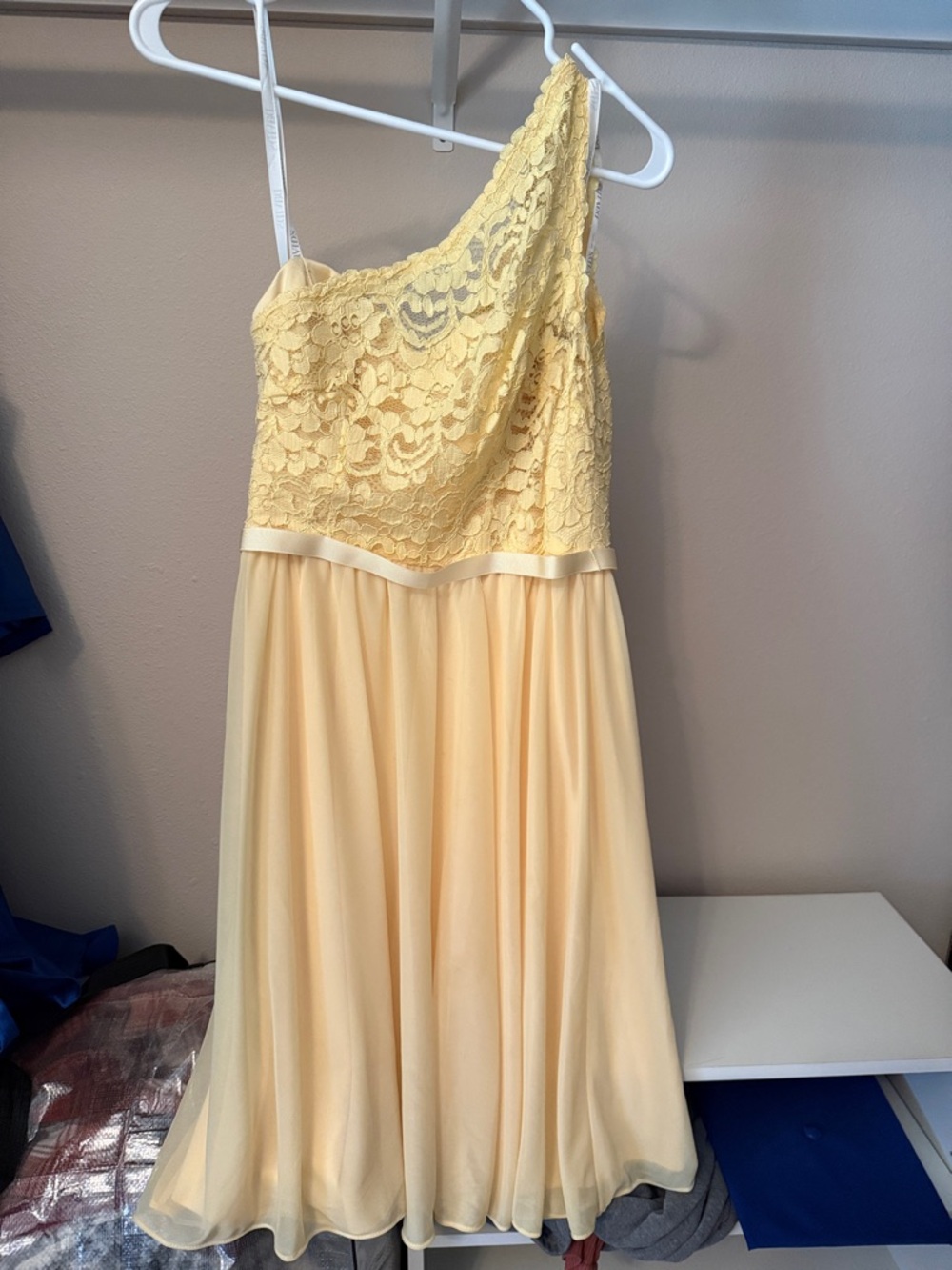 David's Bridal One-Shoulder Lace & Chiffon Midi Dress in Pale Yellow